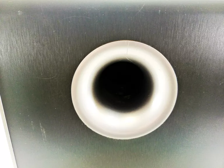 NIEDROGI SUBWOOFER AKTYWNY JBL CS60SUB/230 220 W BRAK KABLA ZASILAJĄCEGO