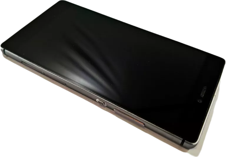 TELEFON HUAWEI P8 GRA-L09 16/3 GB SREBRNY SMARTFON 2680 MAH SINGLE SIM