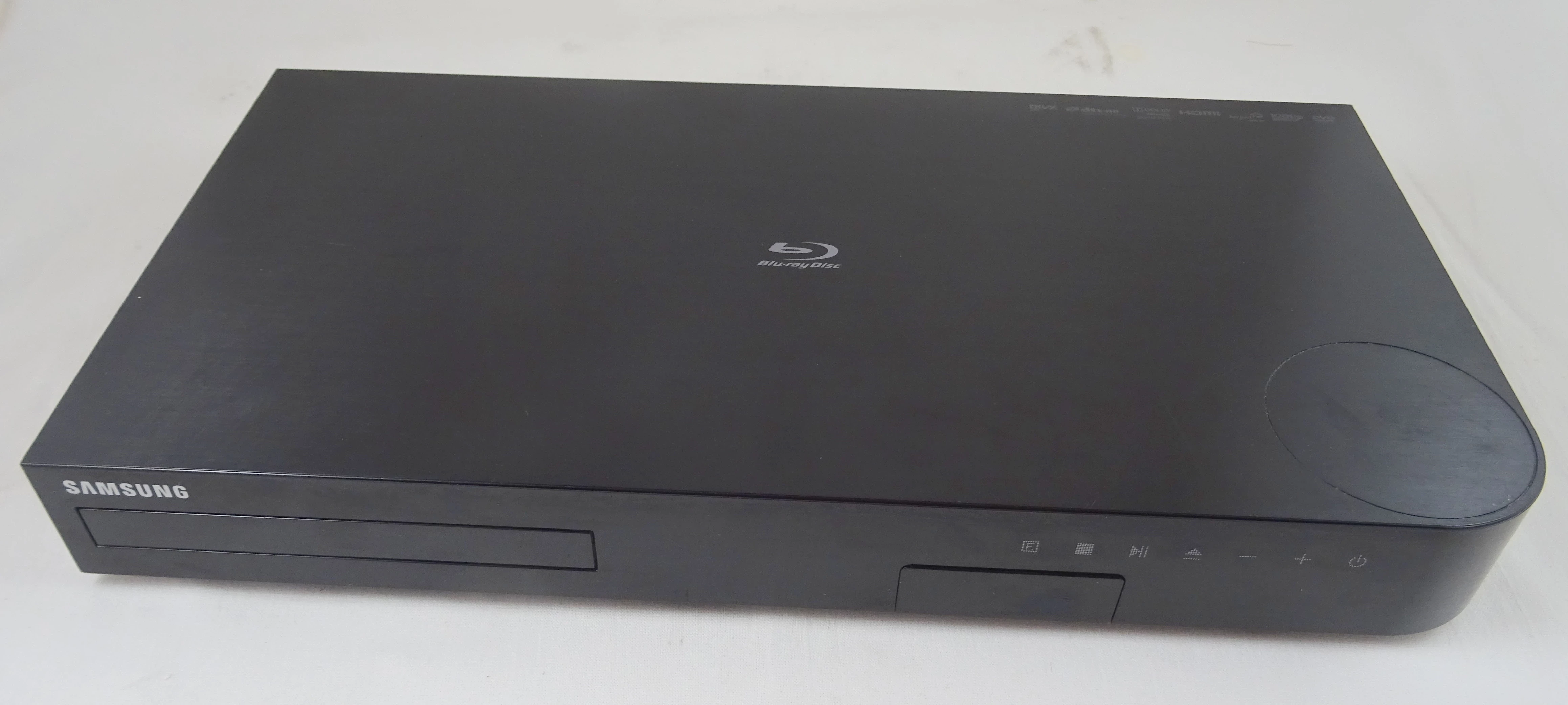 kino-domowe-samsung-ht-j5150-system-dzwieku-51