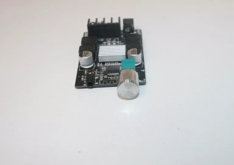 WZMACNIACZ AUDIO BLUETOOTH 2X50W ZK-502C