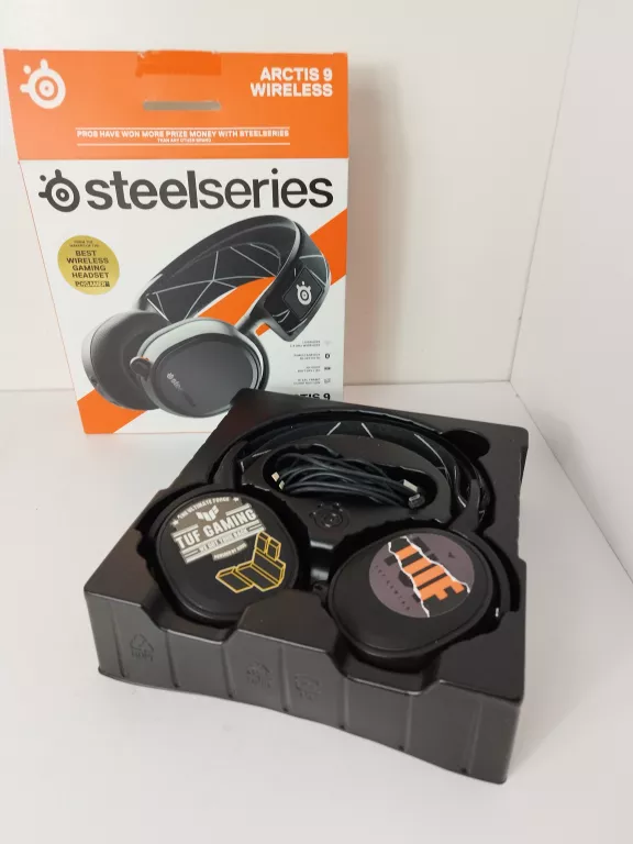 SŁUCHAWKI STEELSERIES ARCTIS 9