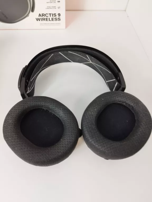 SŁUCHAWKI STEELSERIES ARCTIS 9