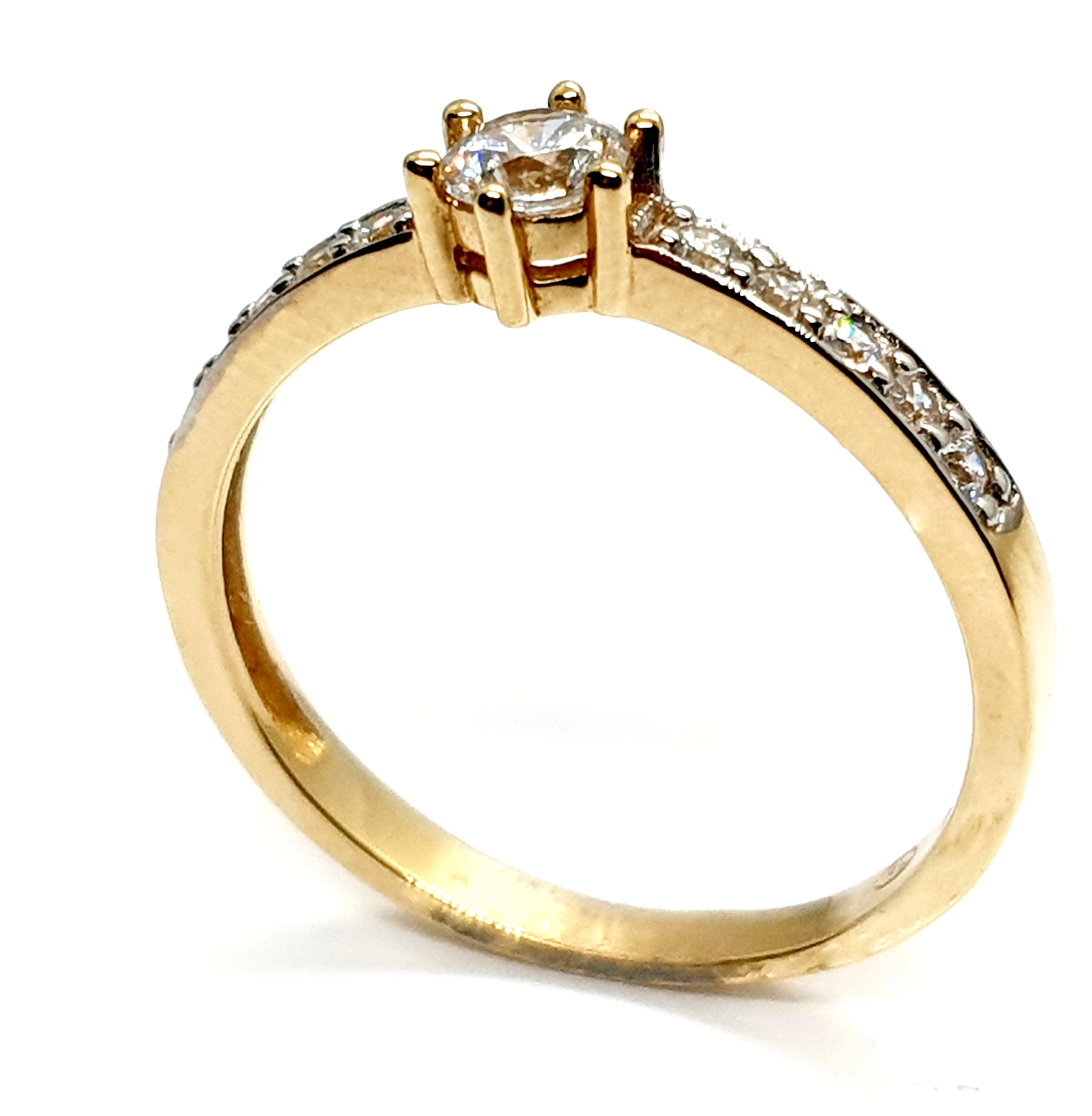 zloty-pierscionek-pr585-211g-r16-kolor-dominujacy-205826-225106