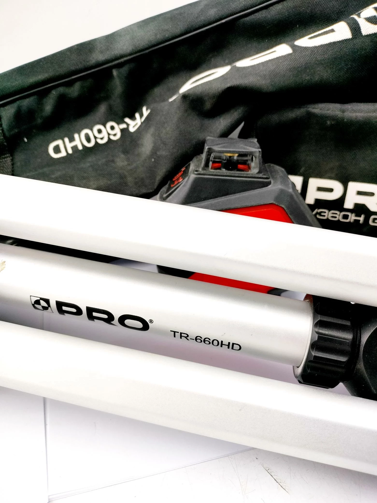 laser-krzyzowy-lk-1-v360h-maksymalny-zasieg-pracy-10