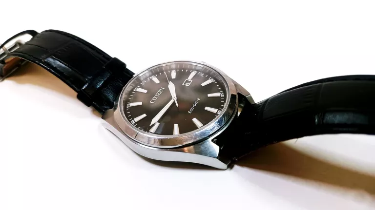 ZEGAREK CITIZEN ECO DRIVE E111-R010107 CZARNY PASEK