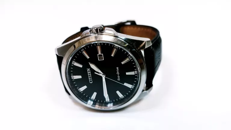ZEGAREK CITIZEN ECO DRIVE E111-R010107 CZARNY PASEK