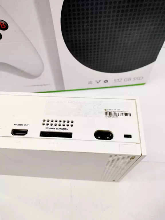 KONSOLA XBOX SERIES S 512GB