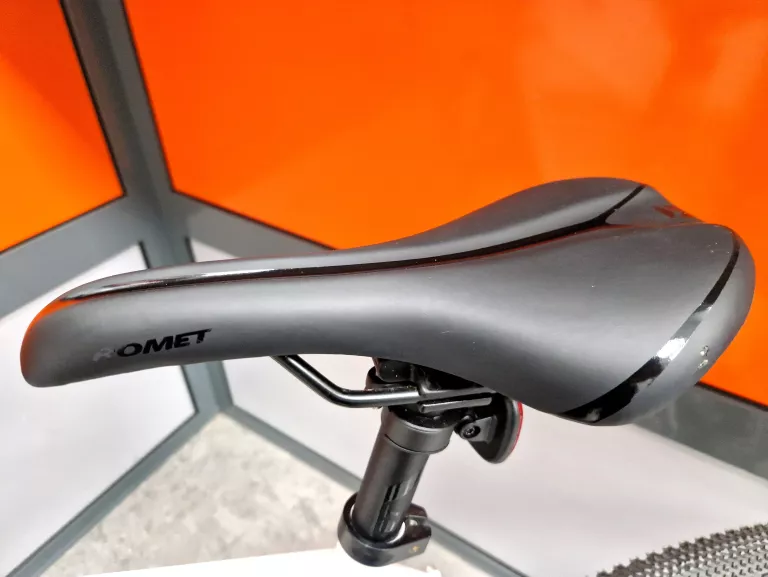 rower-romet-aspre-1-2021-56cm28-stan-nie-wymaga-renowacji