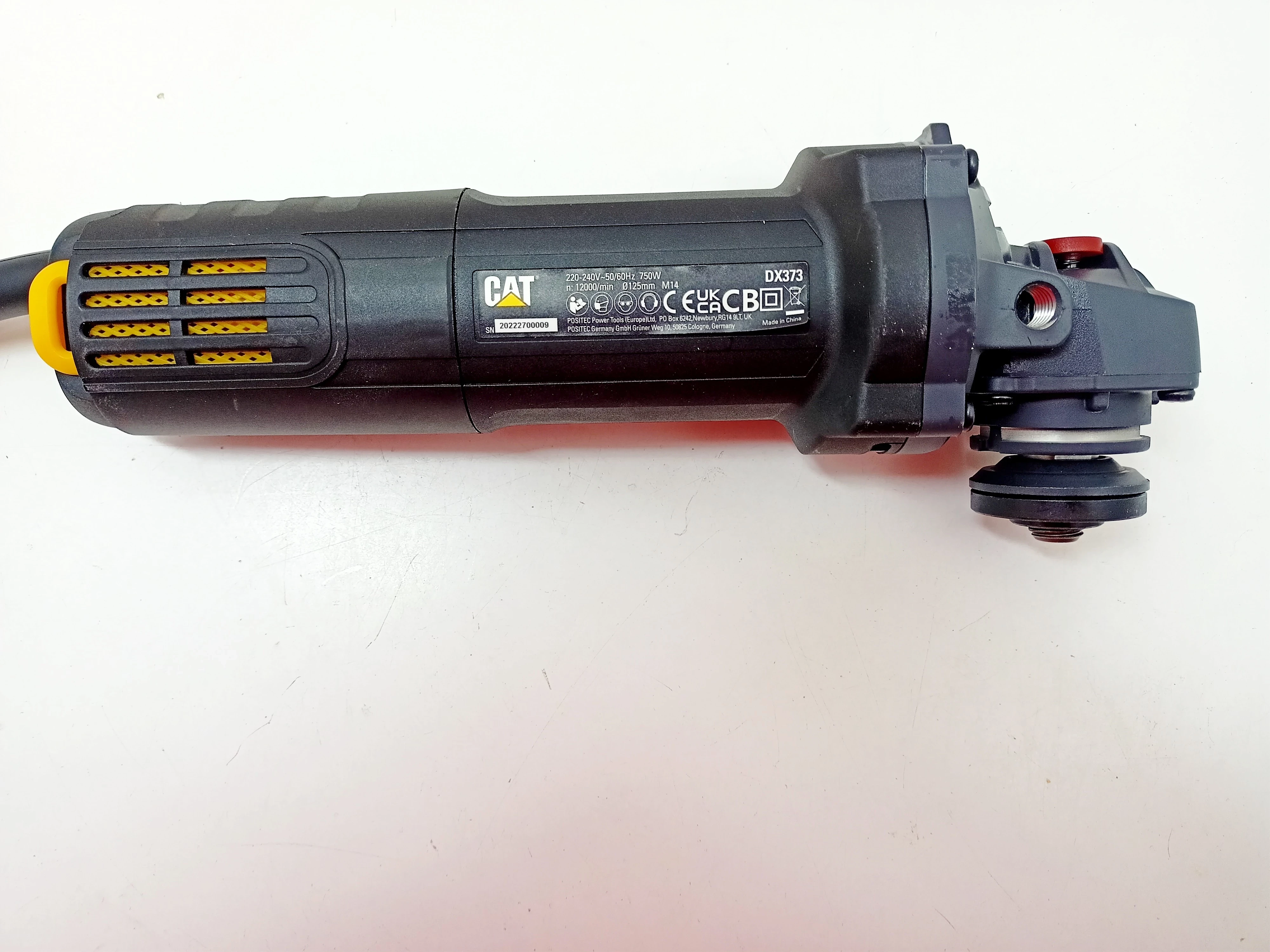 szlifierka-katowa-cat-750w-dx373-ean-gtin-6943475892098