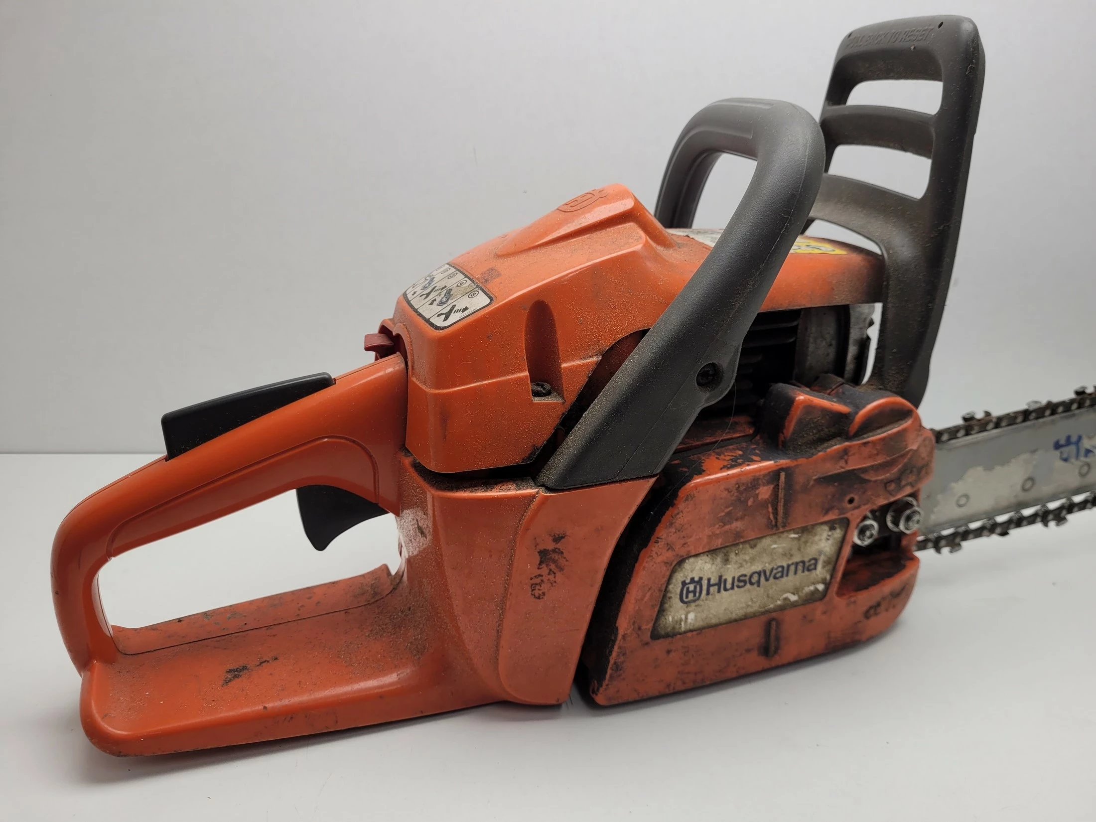 pila-spalinowa-husqvarna-236-stan-uzywany