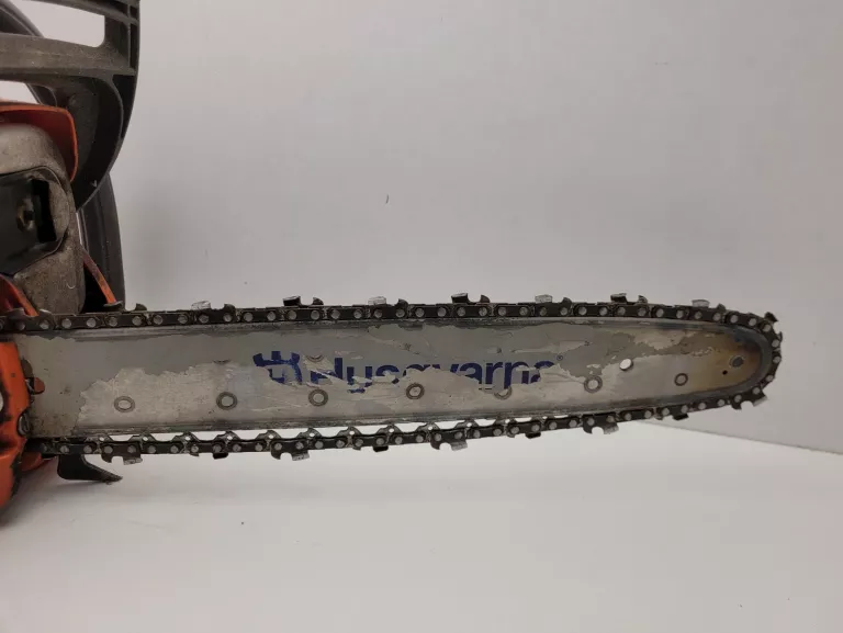 pila-spalinowa-husqvarna-236-marka-husqvarna