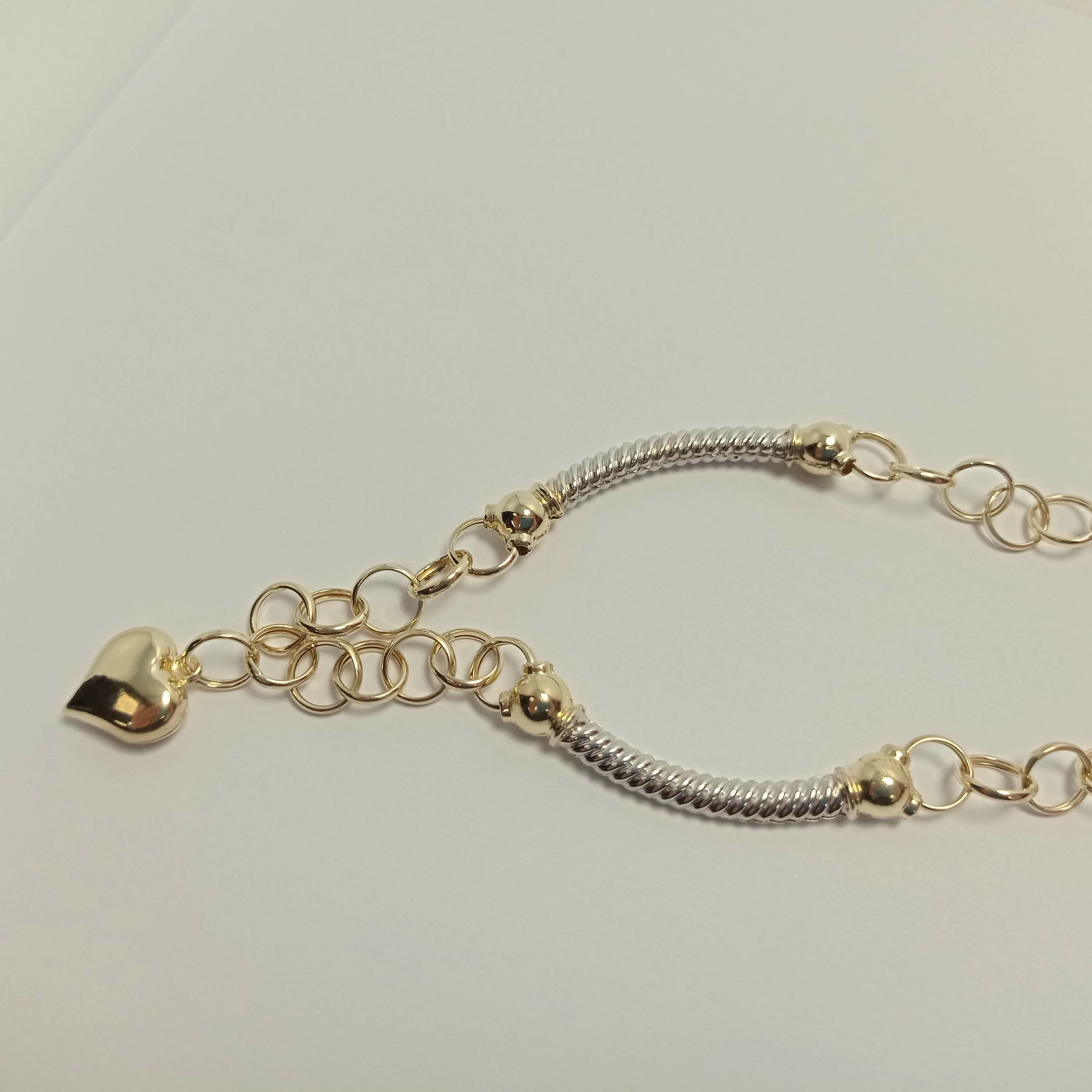 lancuszek-z-serduszkiem-i-bialym-zlotem-585-755g-stan-uzywany