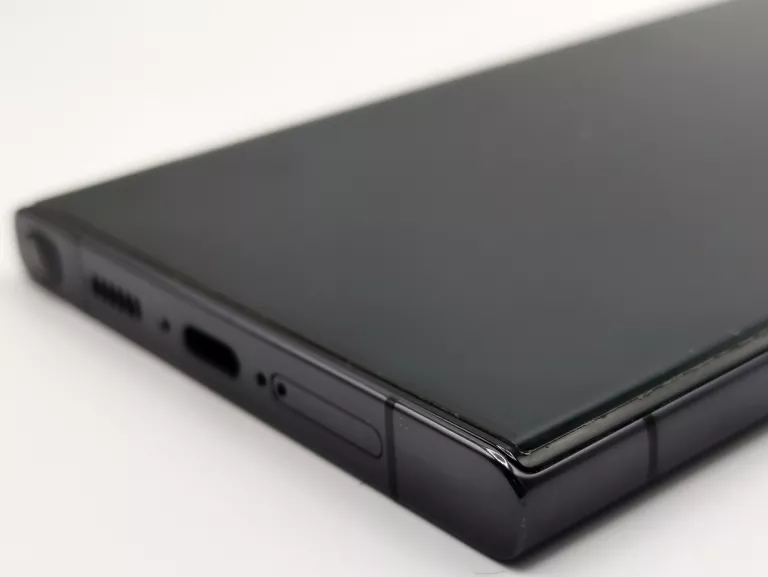 telefon-samsung-s23-ultra-opis-przekatna-ekranu-68