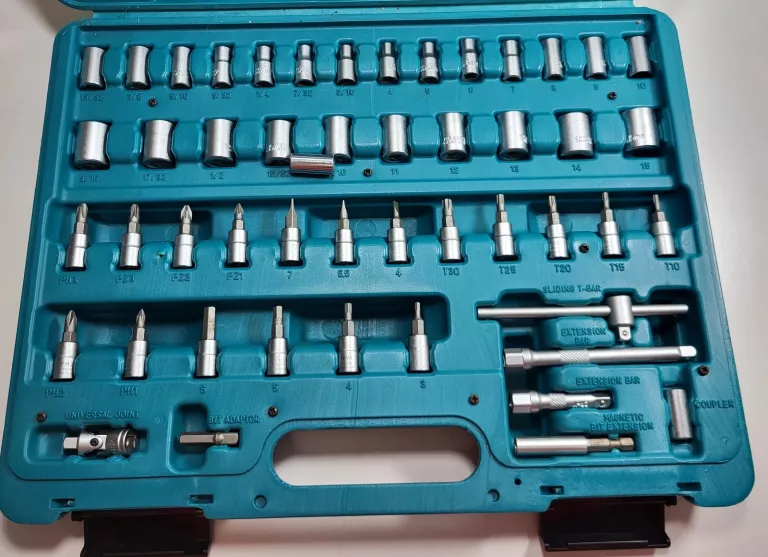 ZESTAW AKCESORIÓW MAKITA P-46470 91