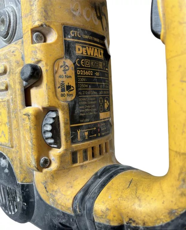 mlot-udarowy-dewalt-d25602-qs-typ-uchwytu-sds-max