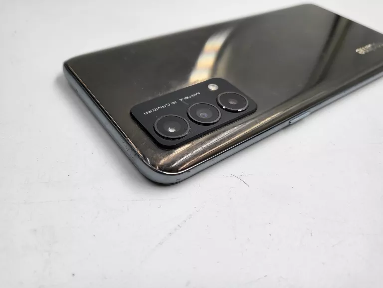 realme-gt-master-edition-8256-gb-przekatna-ekranu-643