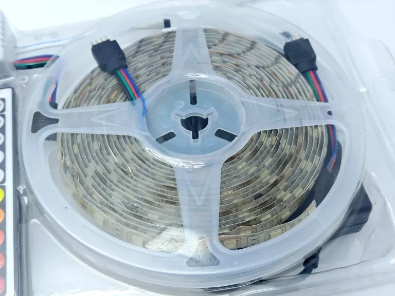 TAŚMA LED Z PILOTEM