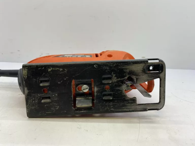 WYRZYNARKA BLACK DECKER KS495