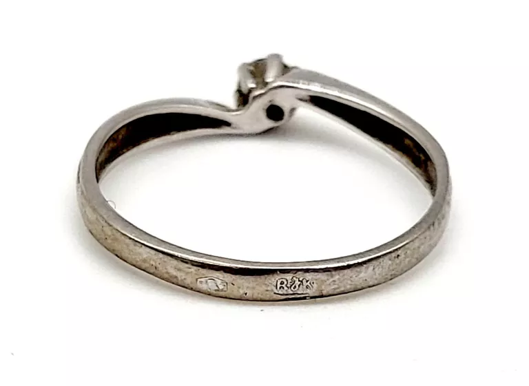 zloty-pierscionek-biale-zloto-proba-585167gr15-ean-gtin-5900025390924