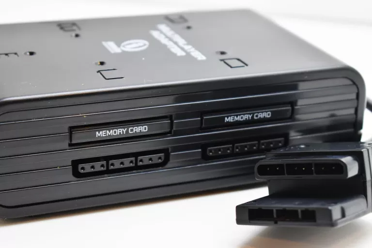 MULTIPAYER ADAPTER PS2