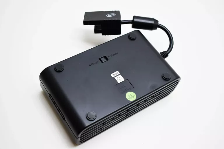 MULTIPAYER ADAPTER PS2