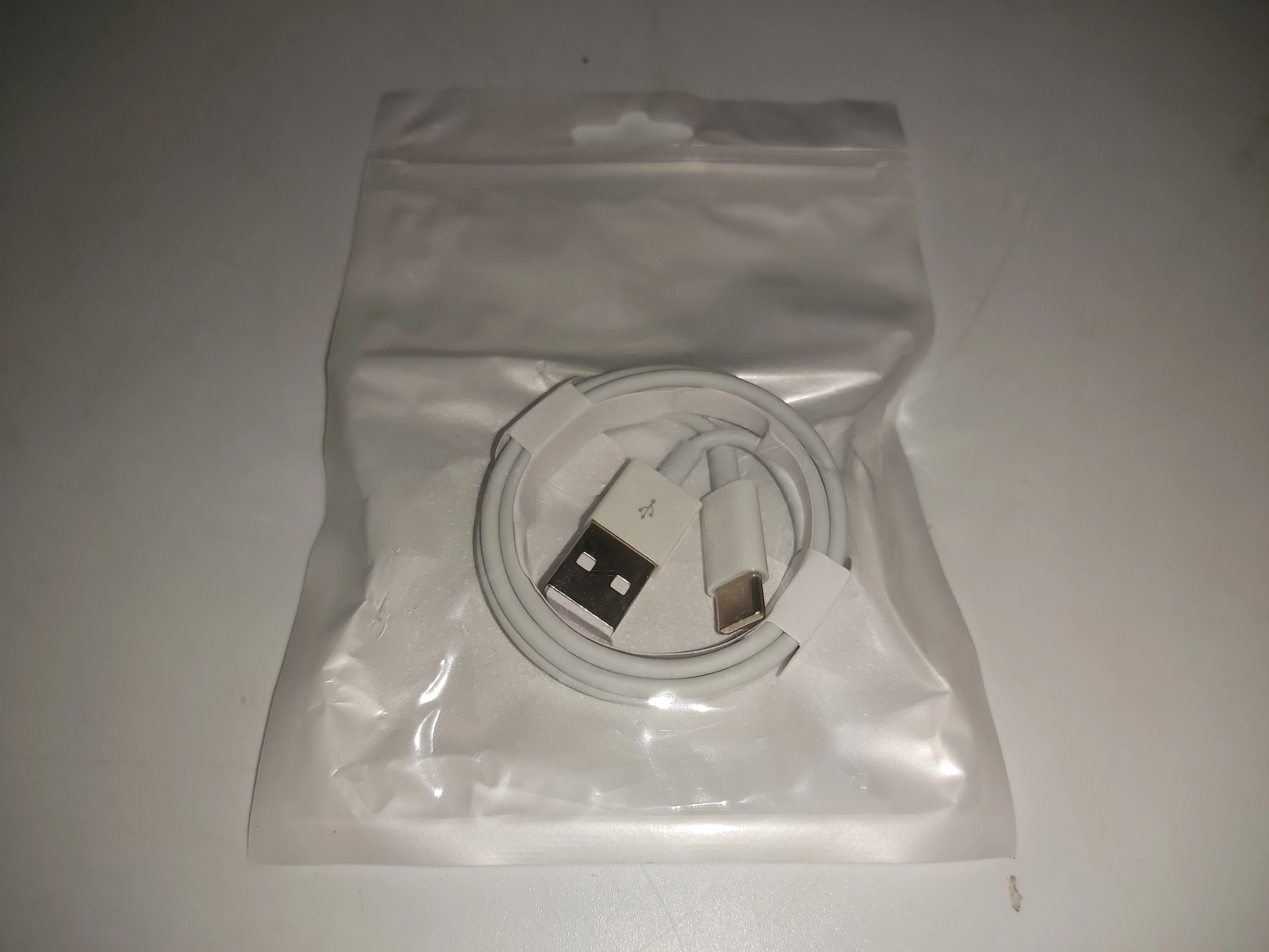 kabel-usb-na-usb-typ-c-1m-bialy-slowackiego-17-katowice