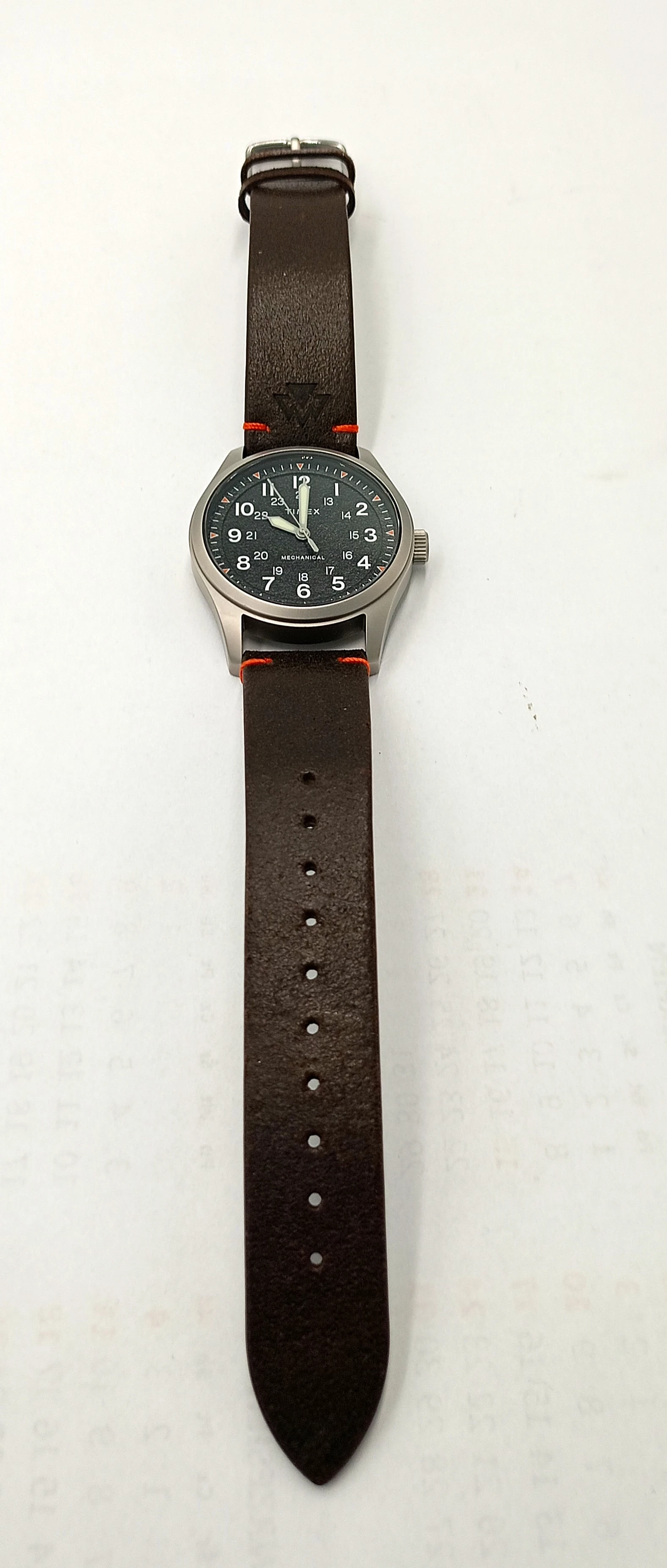zegarek-timex-expedition-tw2v64300-nakrecany-rodzaj-analogowe