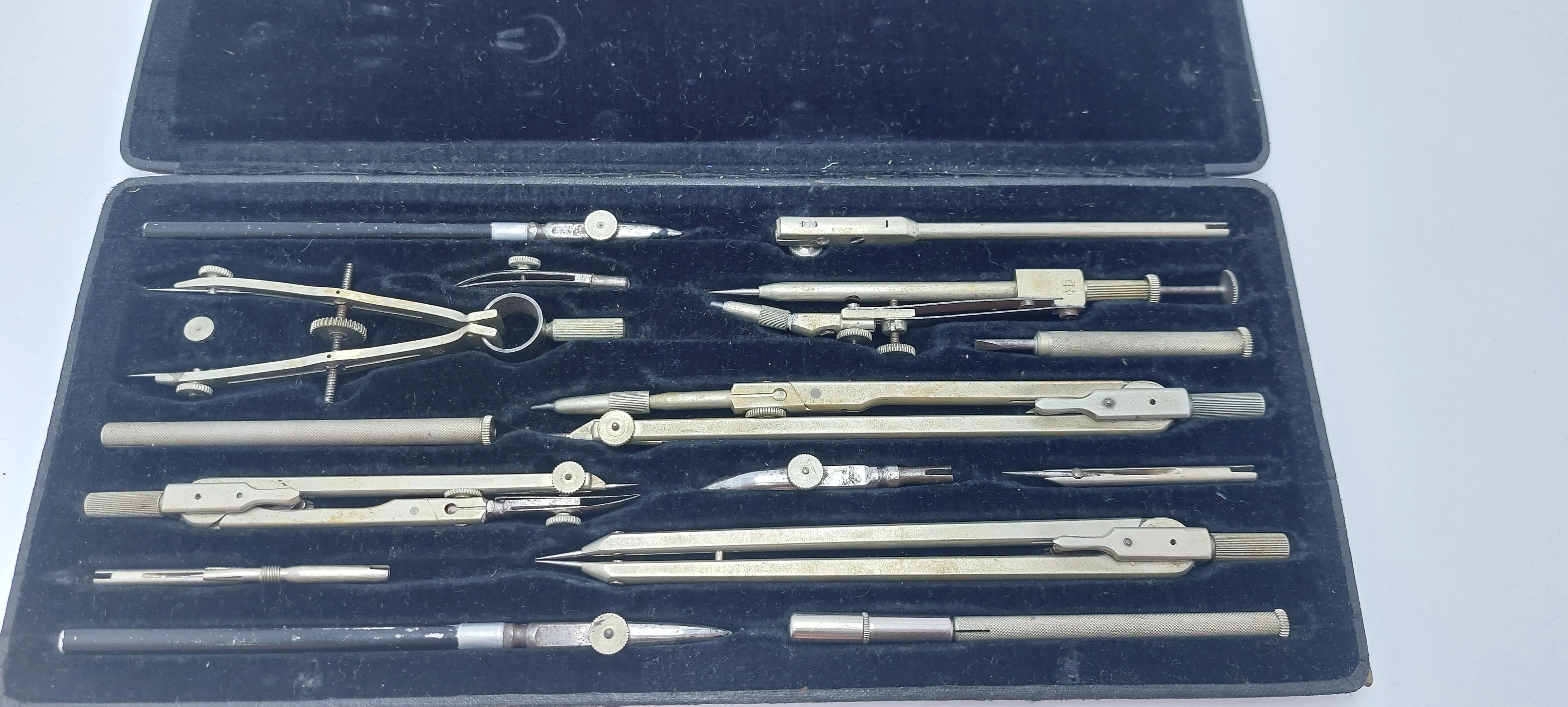 zestaw-kreslarski-richter-stan-nie-wymaga-renowacji