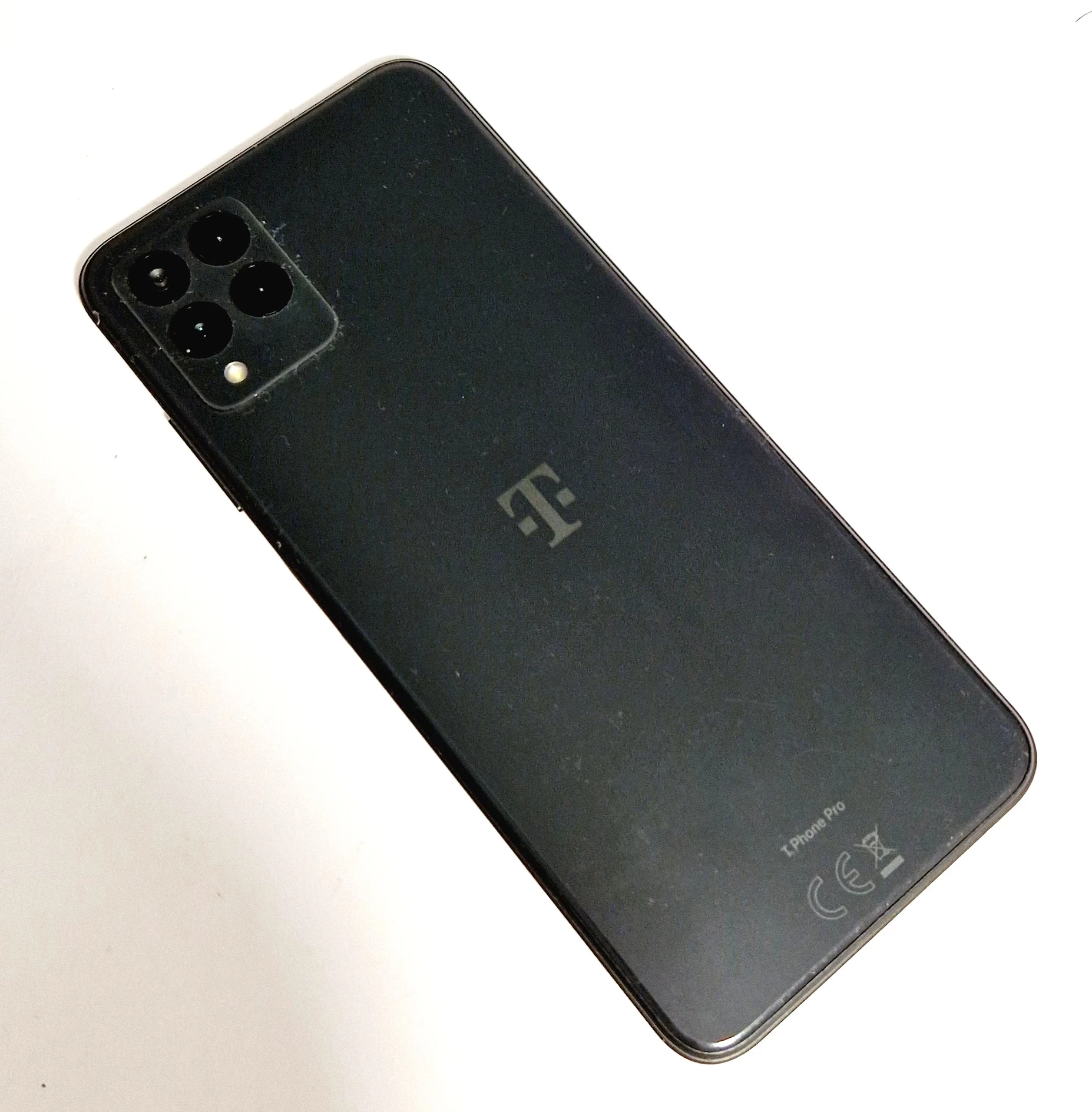 telefon-t-phone-pro-przekatna-ekranu-682