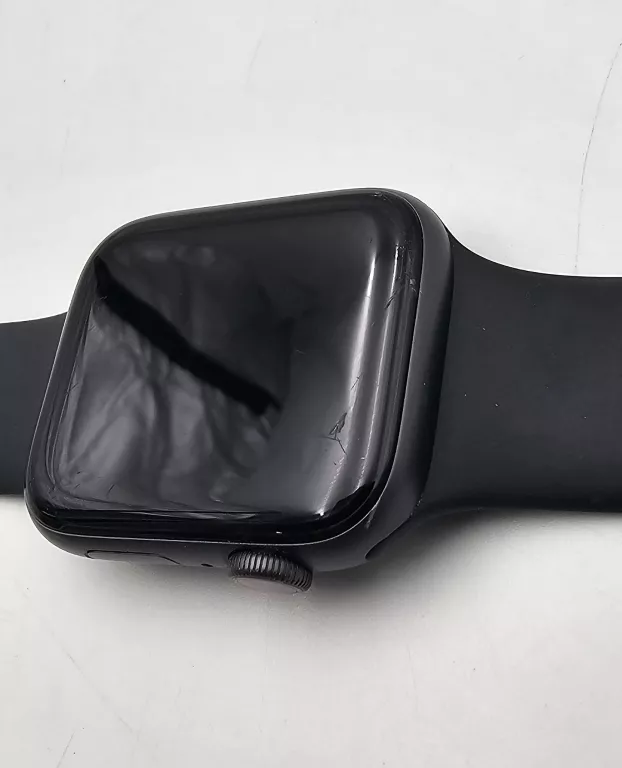 APPLE WATCH SERIES 4 LTE 44MM + ŁADOWARKA