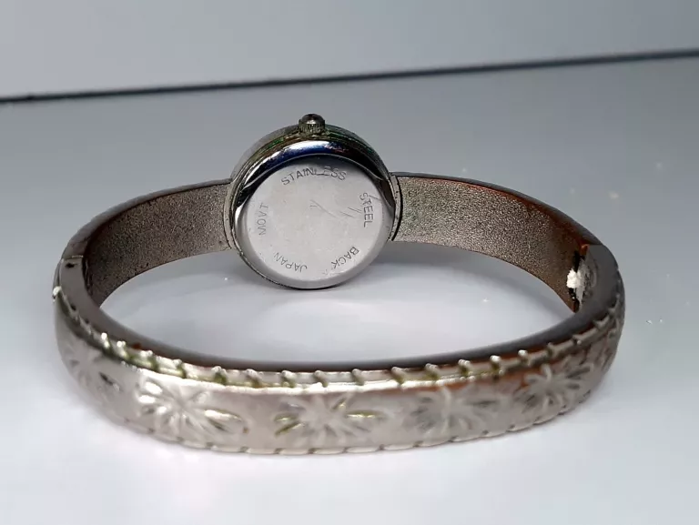 zegarek-damski-kwarcowy-maly-srebrny-mechanizm-kwarcowy