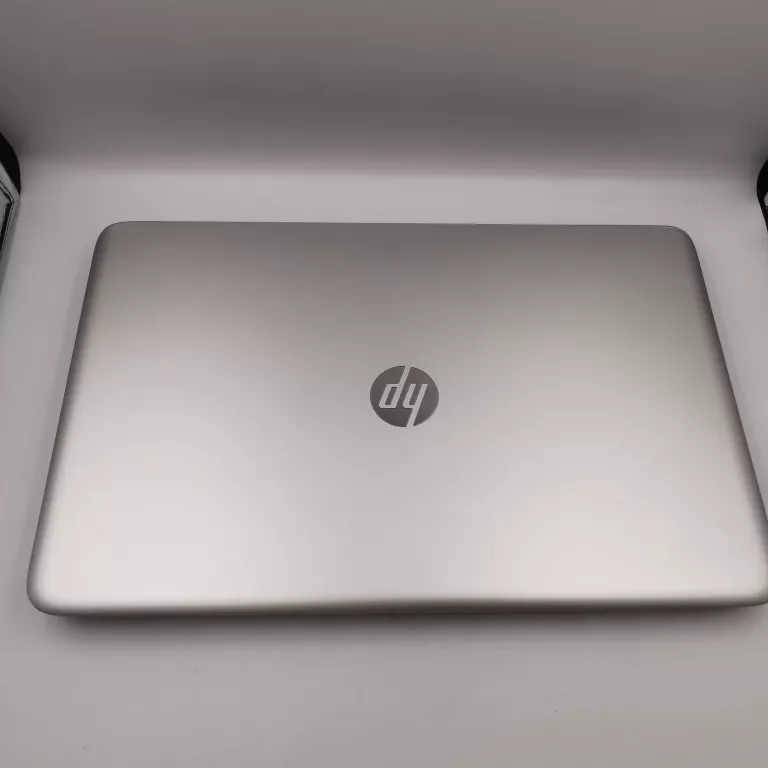 LAPTOP HP PROTECTSMART