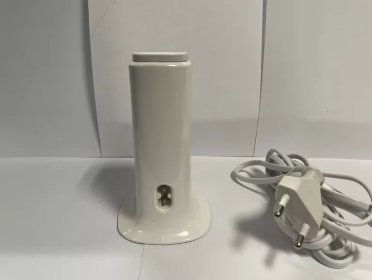STACJA ŁADUJĄCA USB HYKKER BIAŁA 5 WEJŚĆ ZASILAJĄCYCH