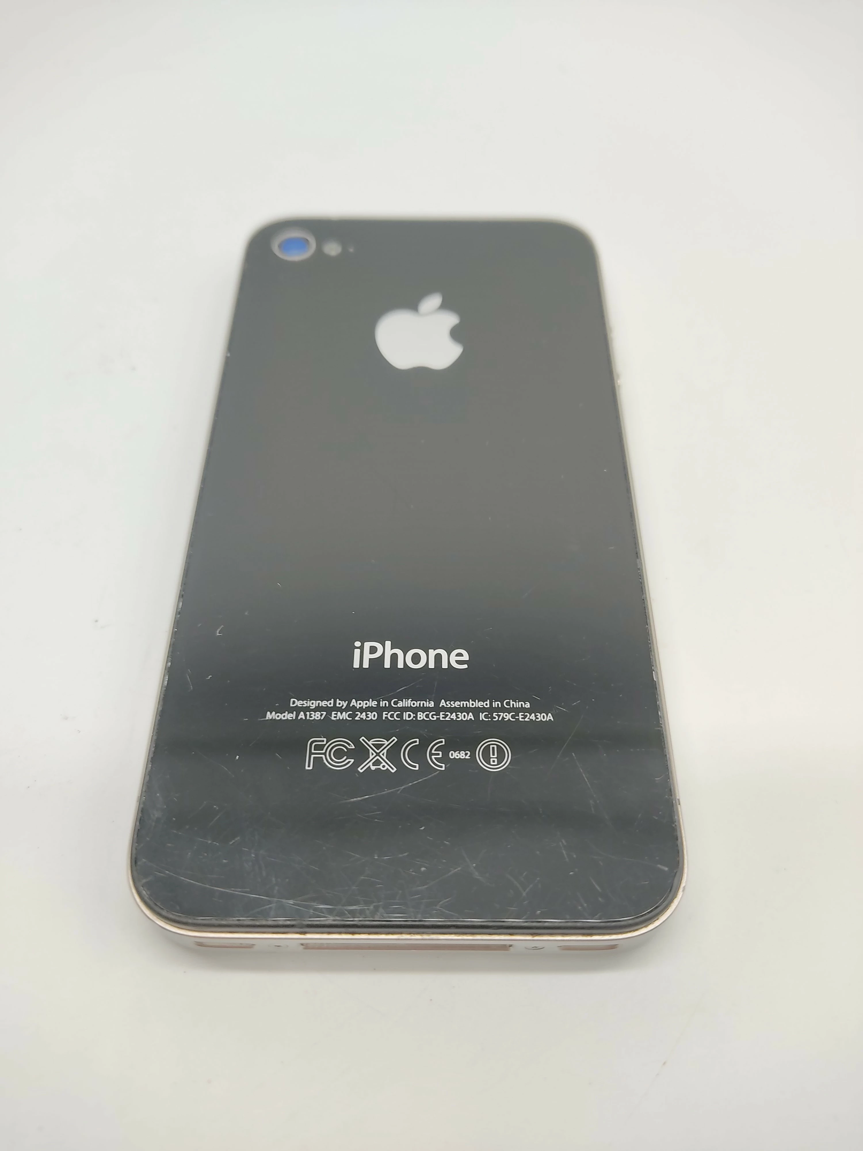 telefon-iphone-4s-8gb-typ-smartfon