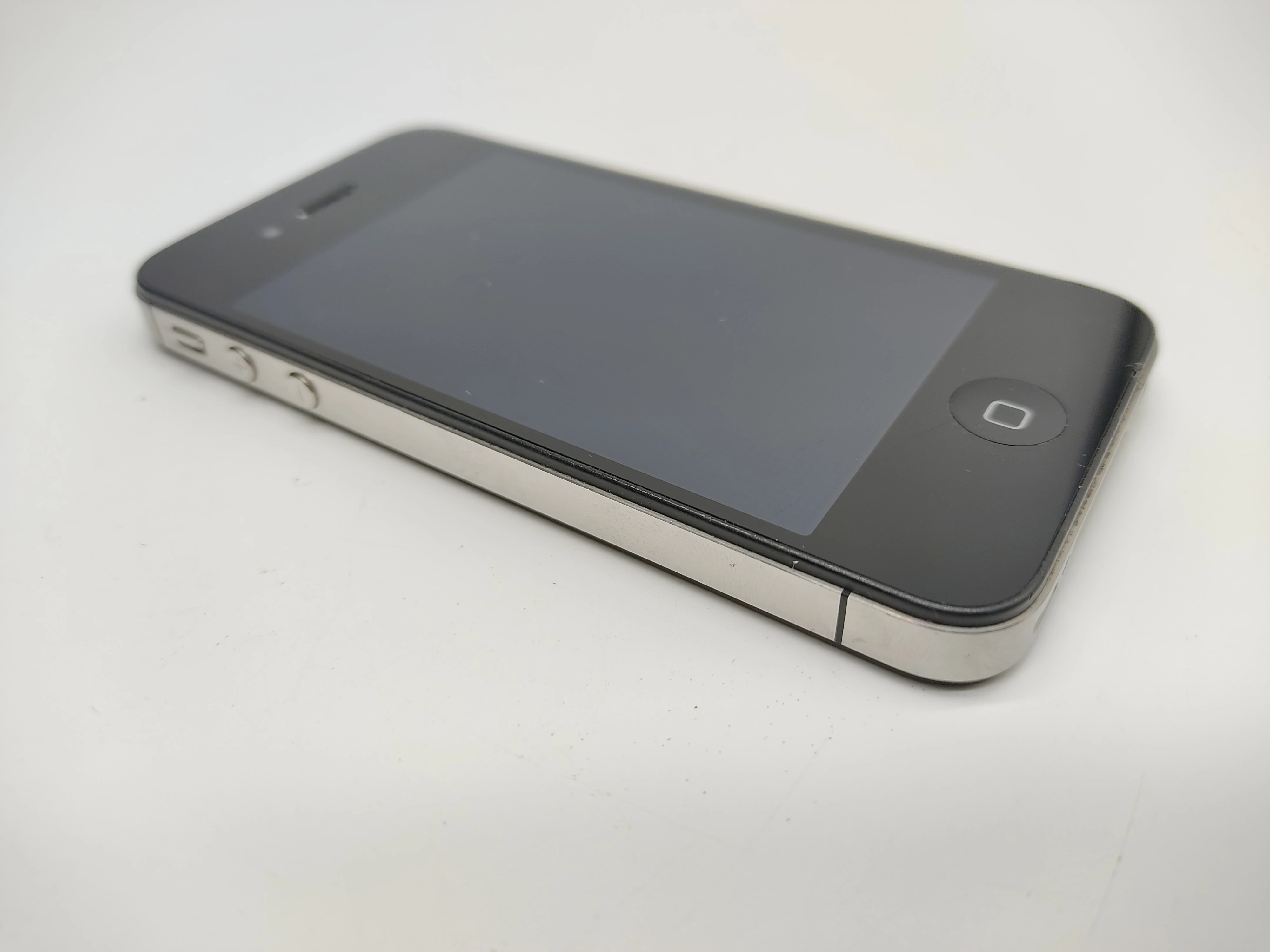 telefon-iphone-4s-8gb-kod-producenta-md235lla