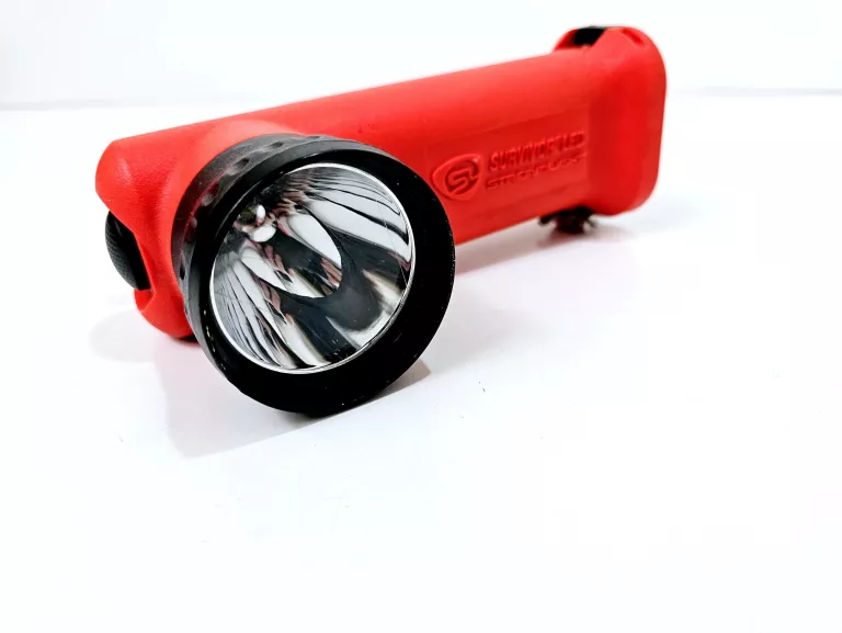 LATARKA STREAMLIGHT SURVIVOR LED
