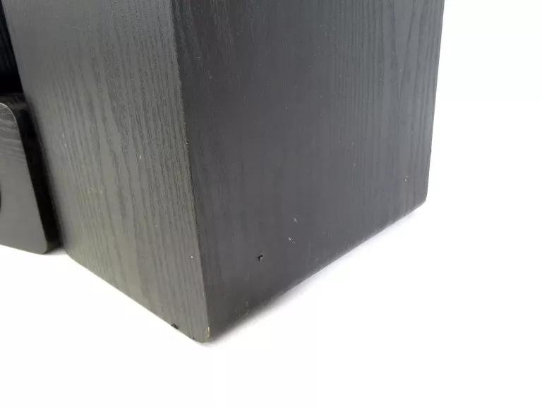 glosniki-jamo-s426-kable-marka-jamo