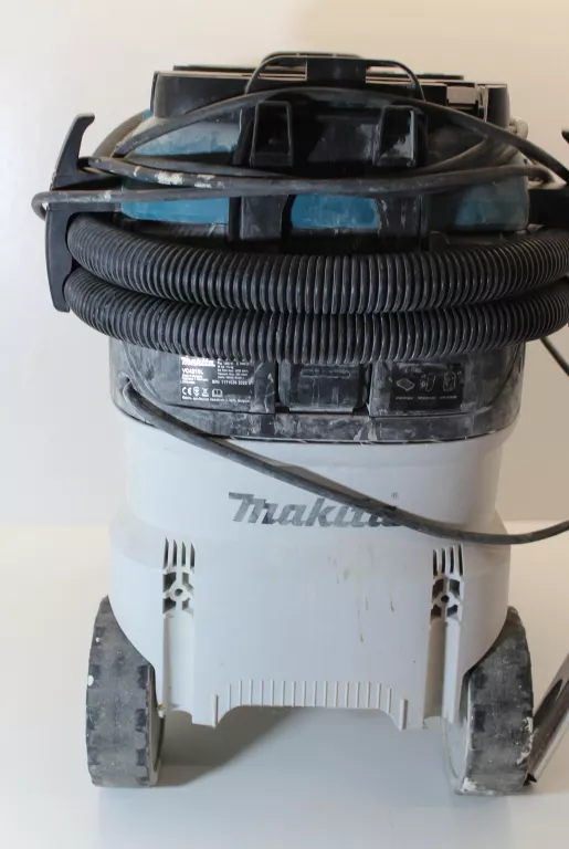 ODKURZACZ PRZEMYSŁOWY MAKITA VC4210L
