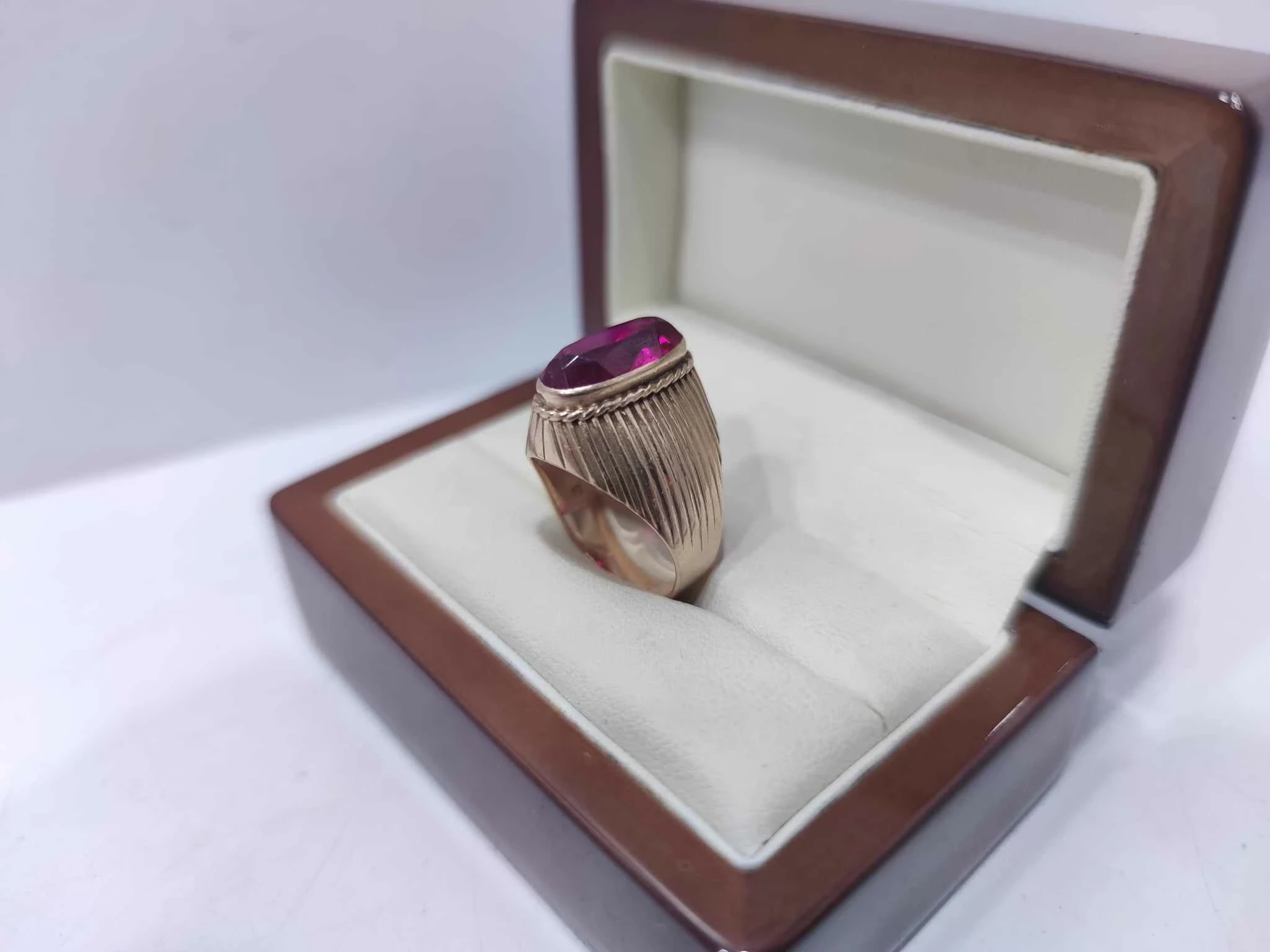 zloty-pierscionek-583-vintage-rosyjskie-zloto-rozmiar-14-marka-bez-marki