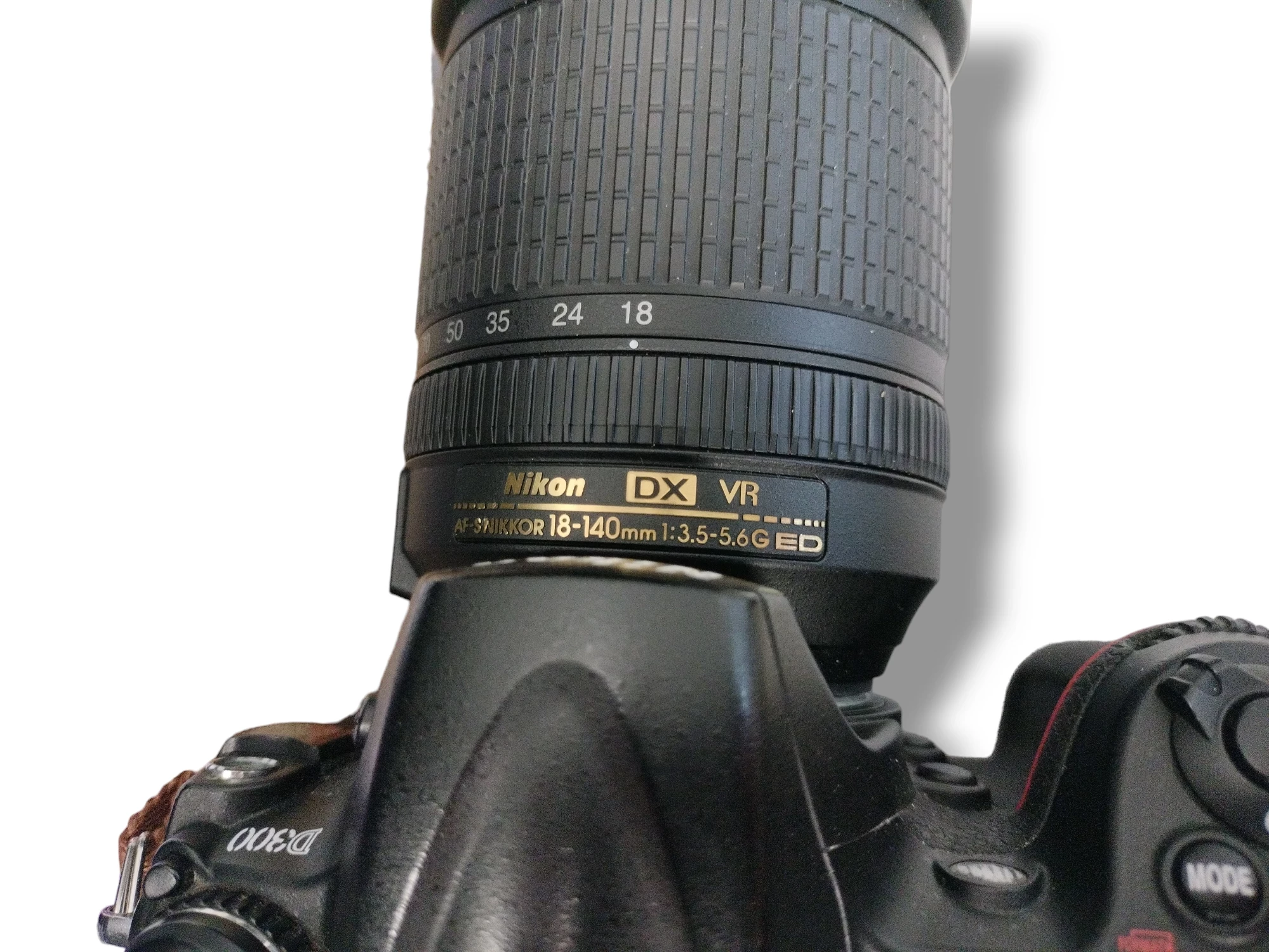 nikon-d300-obiektyw-nikon-18-140mm-w-zestawie-korpus-obiektyw