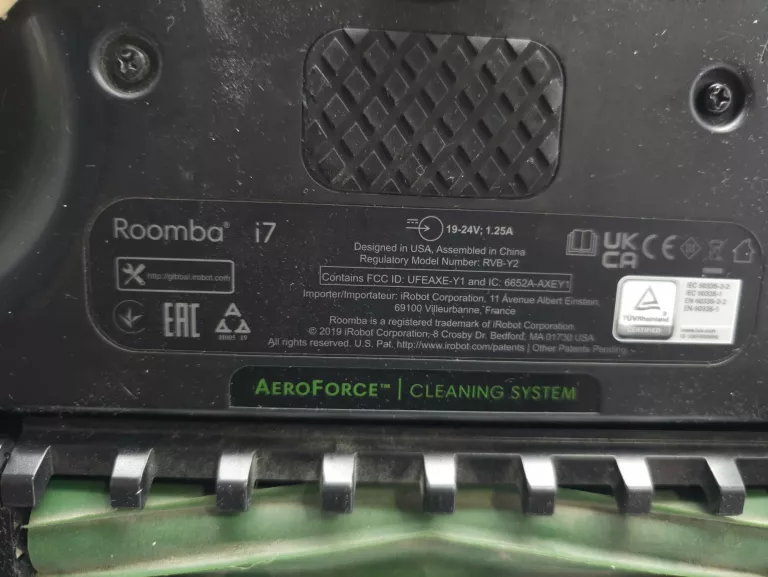 robot-sprzatajacy-irobot-roomba-i7-zadbany-okazja-marka-irobot