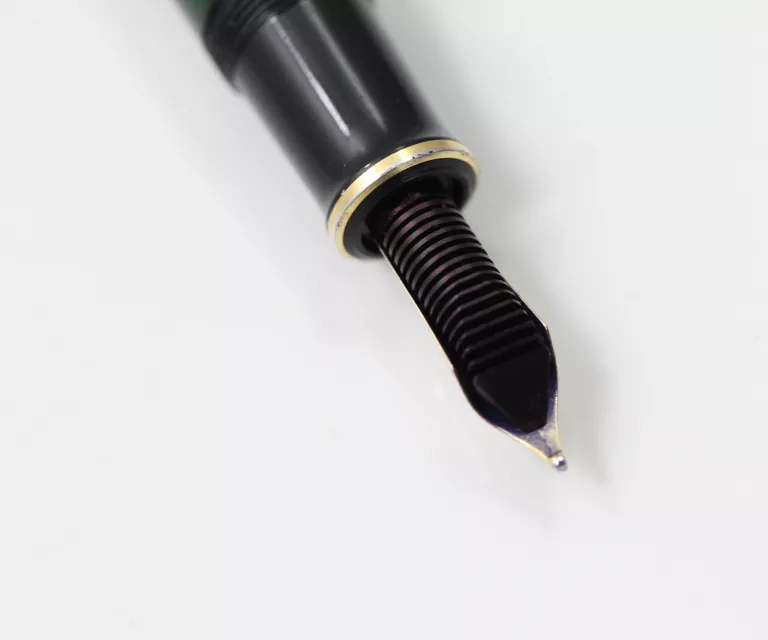PIÓRO WIECZNE PELIKAN SOUVERAN M600 CZARNE M