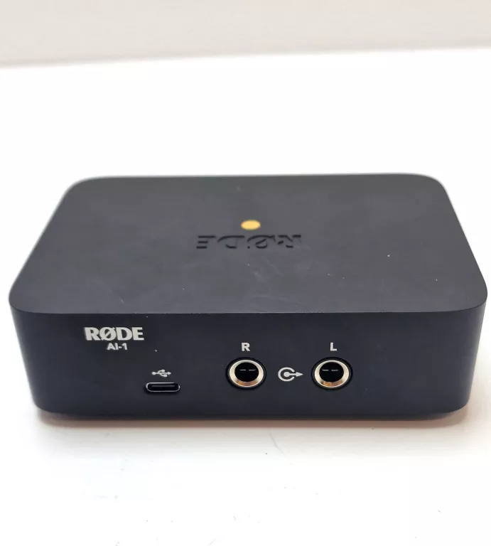 RODE NT1 + AI1 INTERFACE BUNDLE + KABINA + STATYW