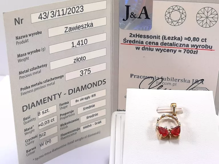 ZŁOTA ZAWIESZKA Z DIAMENTAM I HESSONITEMI 375 0,03CT 1,41G