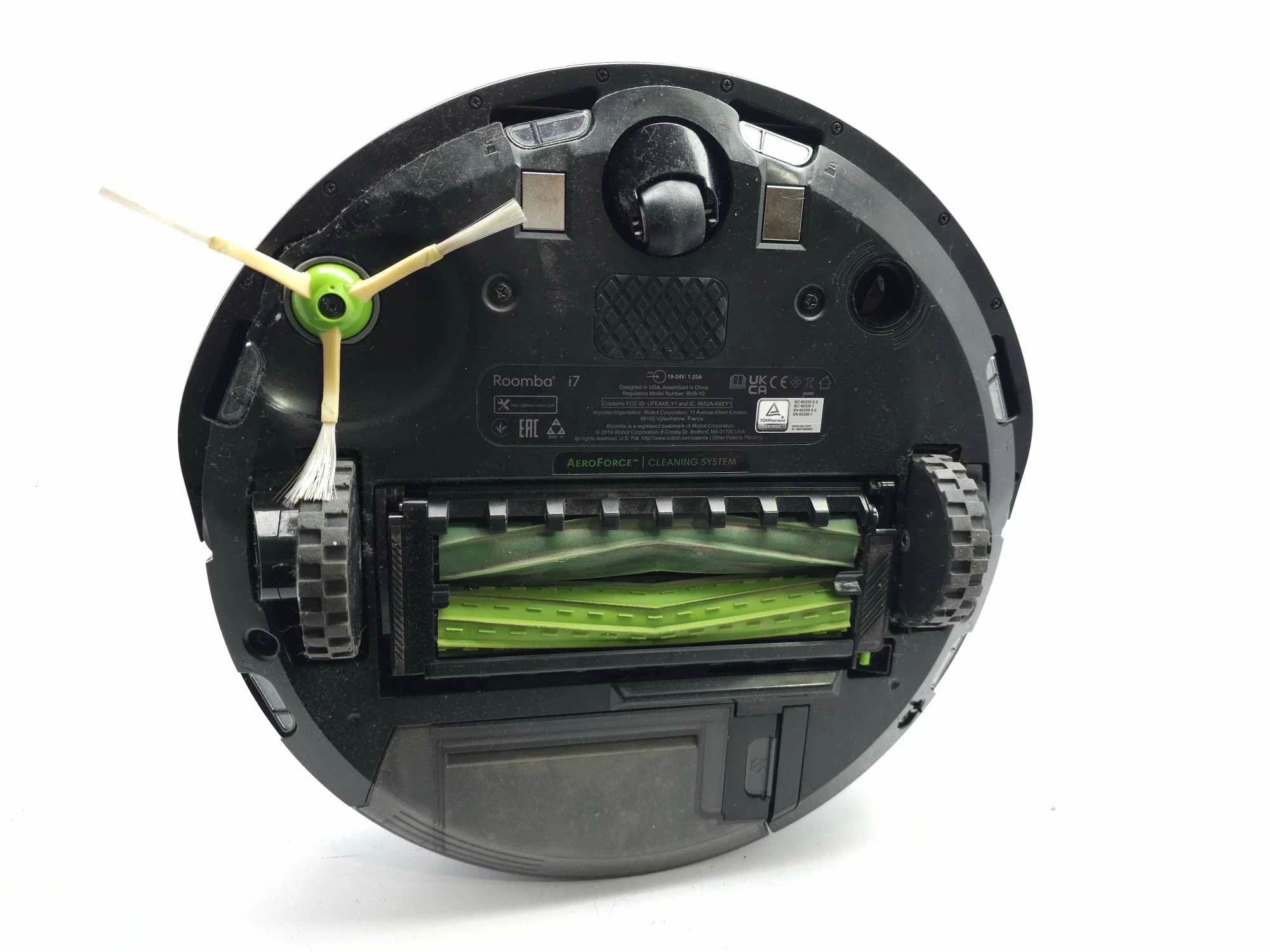 robot-sprzatajacy-irobot-roomba-i7-zadbany-okazja-model-roomba-i7-i7156