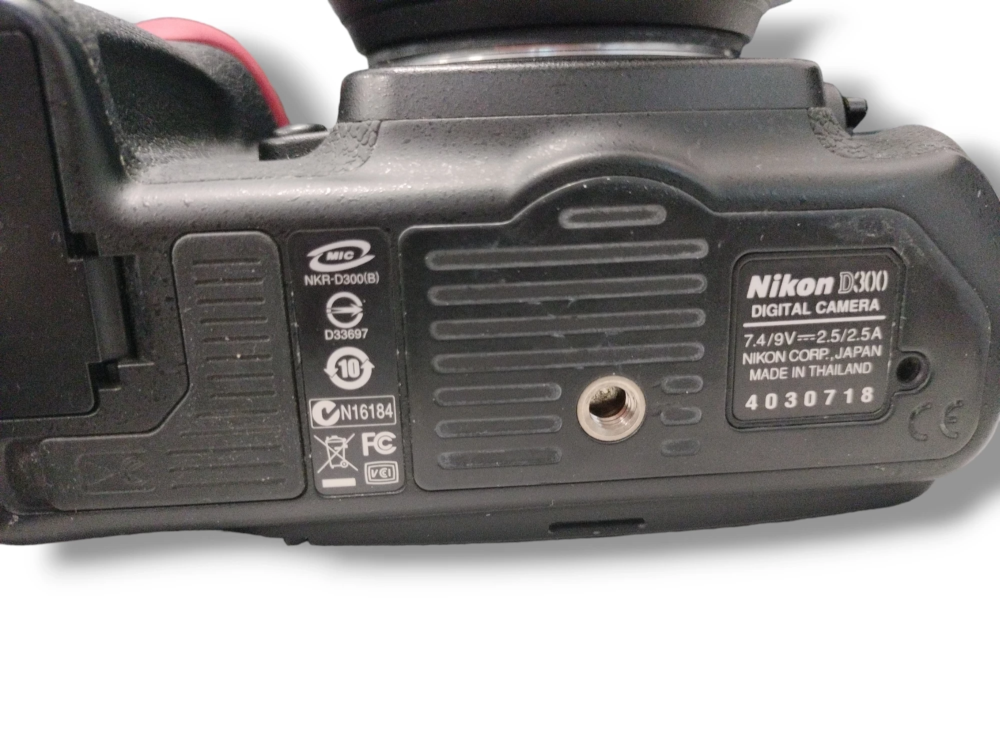 nikon-d300-obiektyw-nikon-18-140mm-marka-nikon