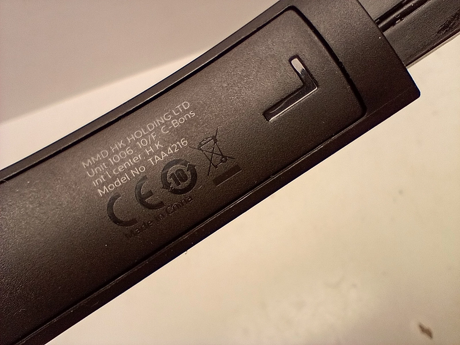 sluchawki-bezprzewodowe-nauszne-philips-taa4216bk-transmisja-sygnalu-bluetooth