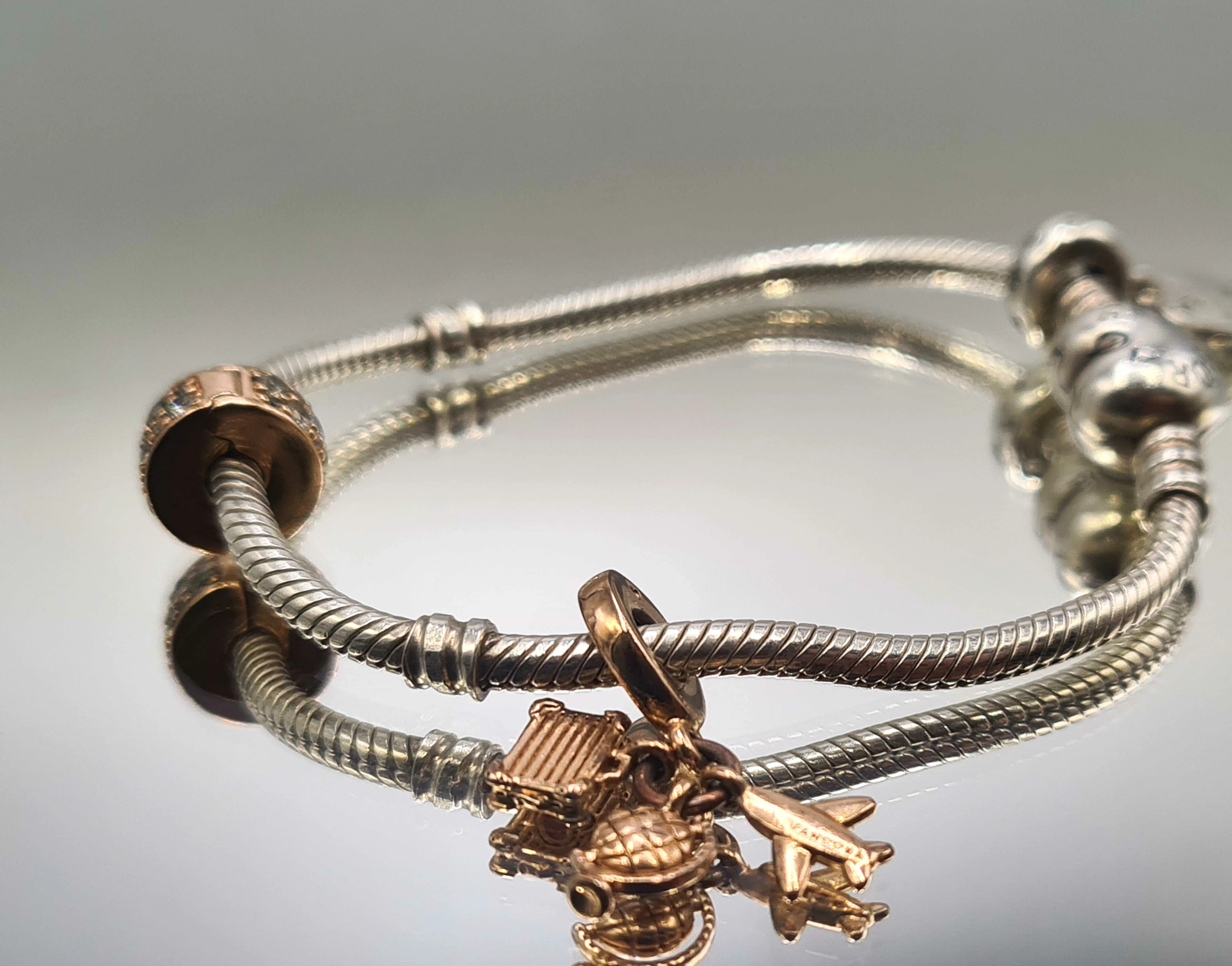 bransoleta-pandora-charmsy-kolor-dominujacy-205826-1081899