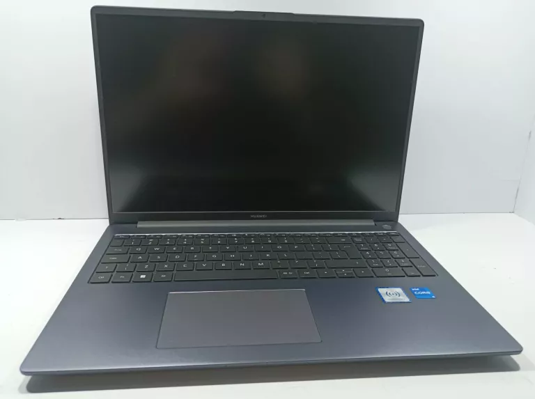 LAPTOP HUAWEI MATEBOOK D16