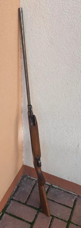 WIATRÓWKA SLAVIA 630 CAL. 4,5MM
